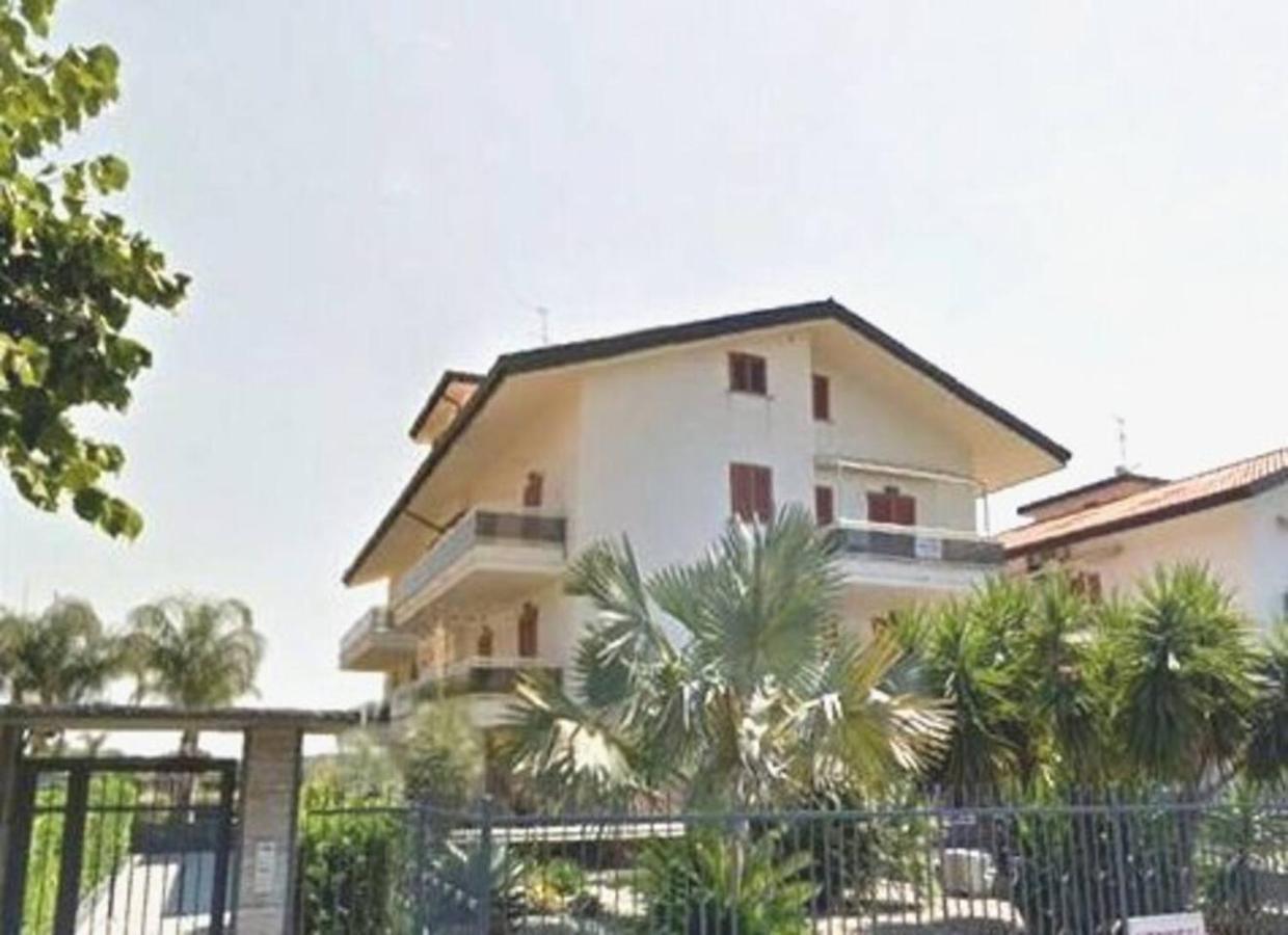 Casa Vacanze Thea Giardini Naxos Exterior foto